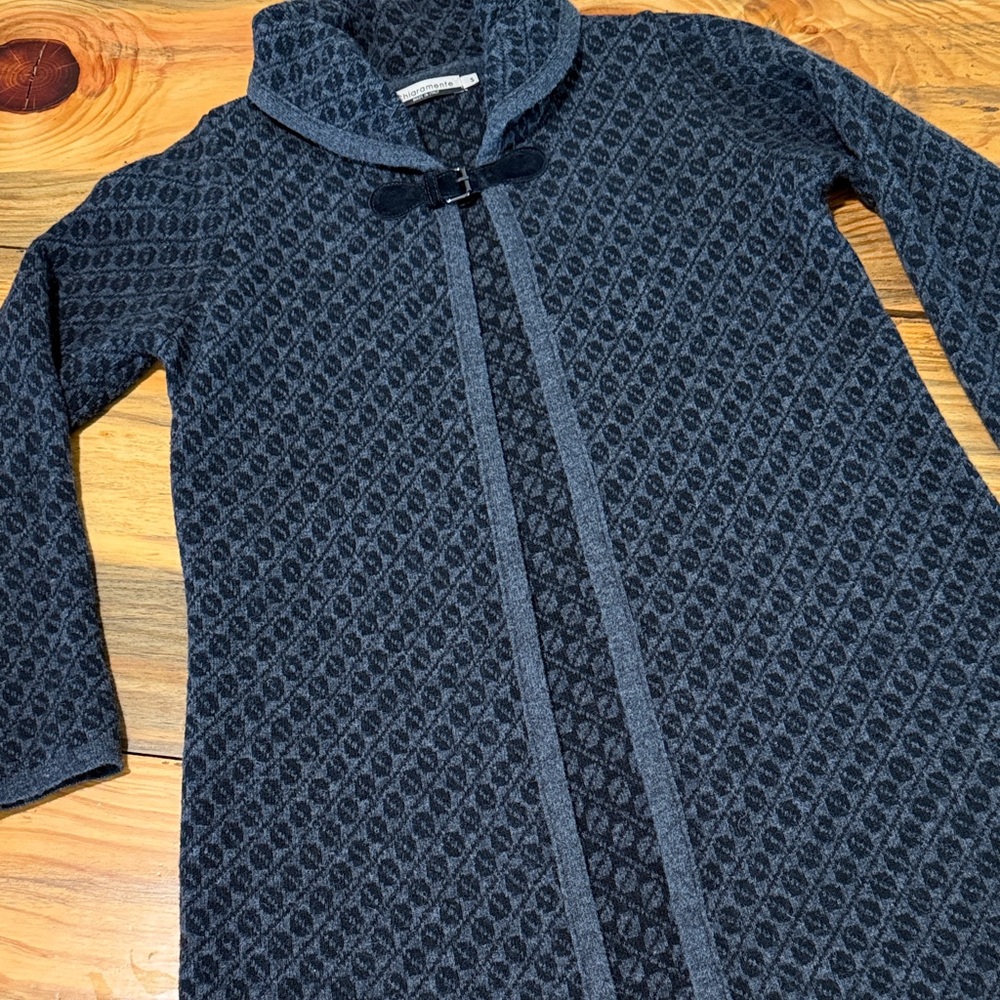 Textured Open-Front Long Cape Cardigan Sweater - Black - Picture 2 of 6